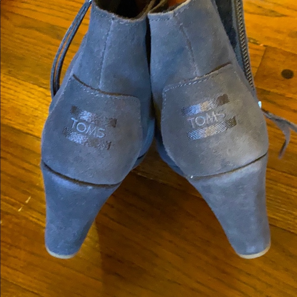 Toms grey suede wedge booties - Picture 7 of 7